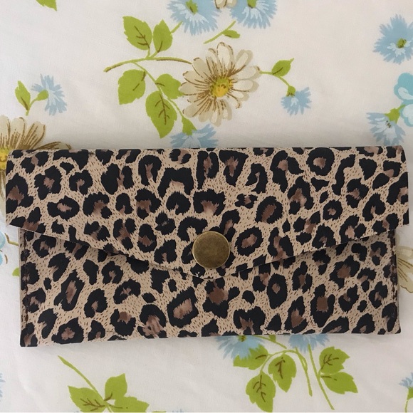 Handmade Leopard Print Clutch Wallet - Picture 1 of 5